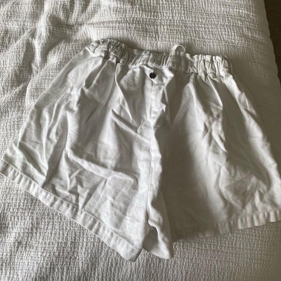 Billabong white shorts - Picture 2 of 5